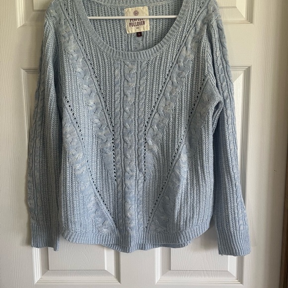 SO Perfect Women's Soft Blue Cable Knit Sweater - Picture 2 of 9